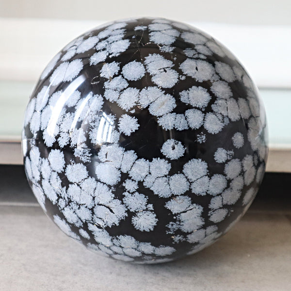 XXL Snowflake Obsidian Sphere 162 mm 5.7KGS 6.4 inches 12.5 Lbs Rare Size Very Large Snowflake Obsidian Sphere