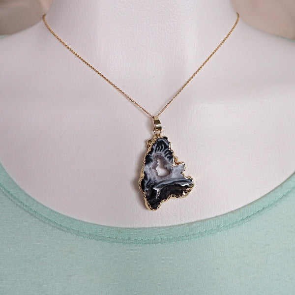 Druzy Geode Agate Pendant Necklace gold with Chain