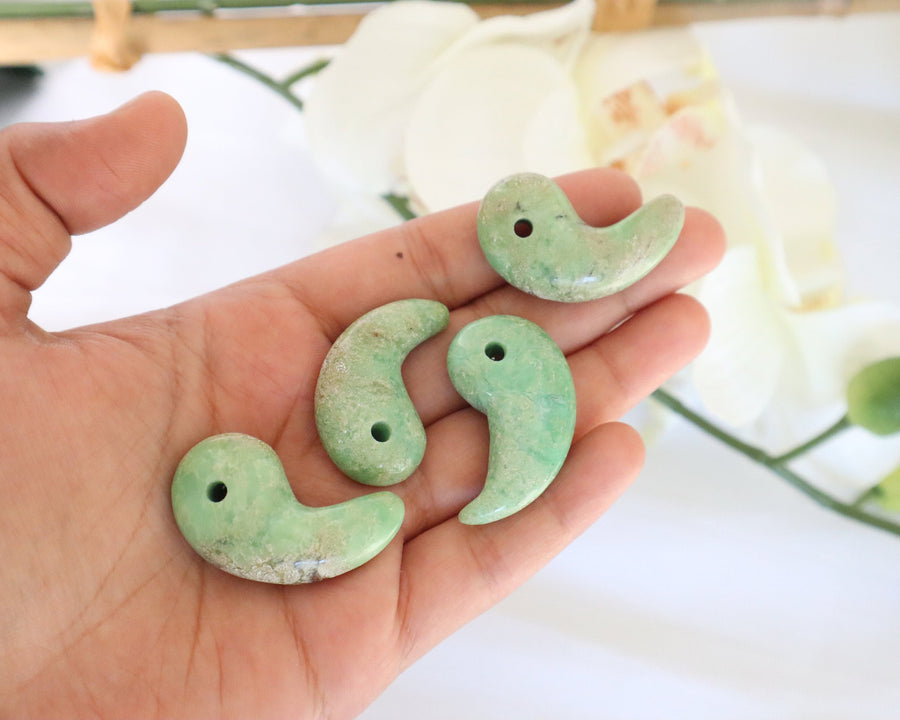 Chrysoprase Magatama Japanese Talisman