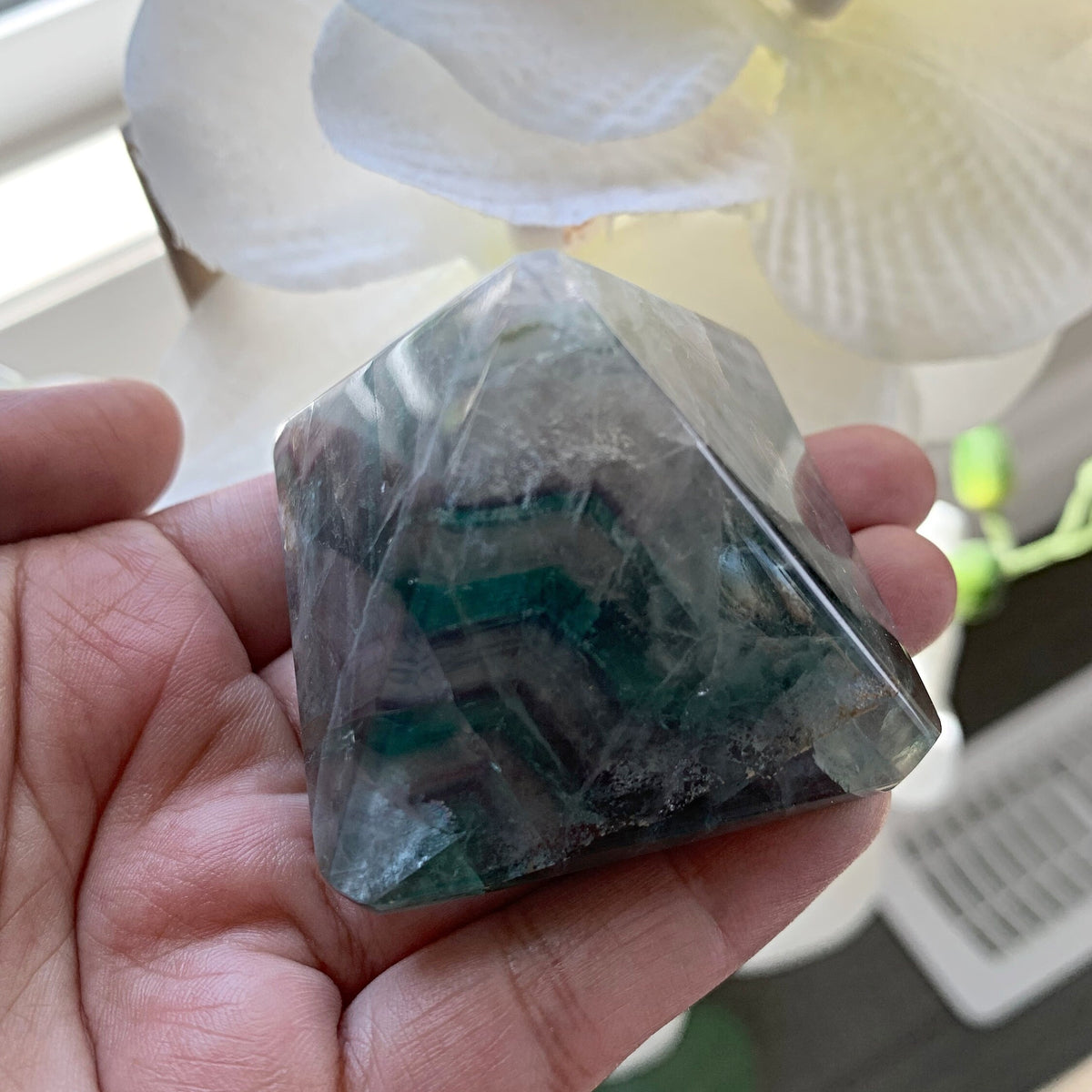 Large Green Fluorite Pyramid: Reiki Healing Crystal (45mm)