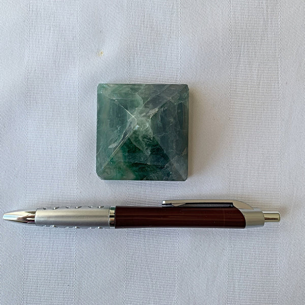 Large Green Fluorite Pyramid: Reiki Healing Crystal (45mm)