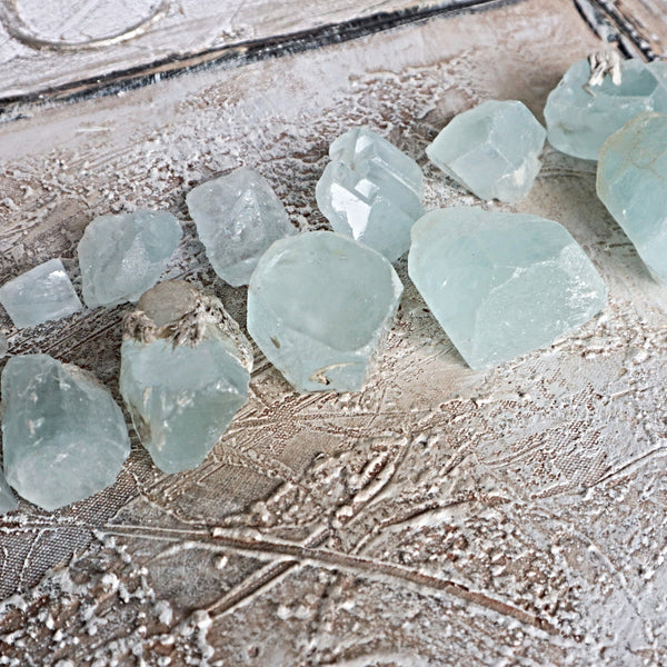 Raw Aquamarine Crystal Mineral Specimens