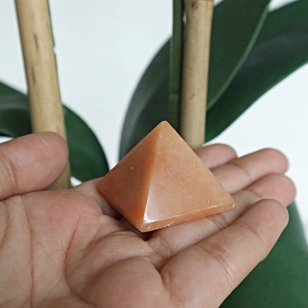 Red Aventurine Pyramid 35mm tall 30mm wide, Pyramid for Meditation, healing, energy, room decor