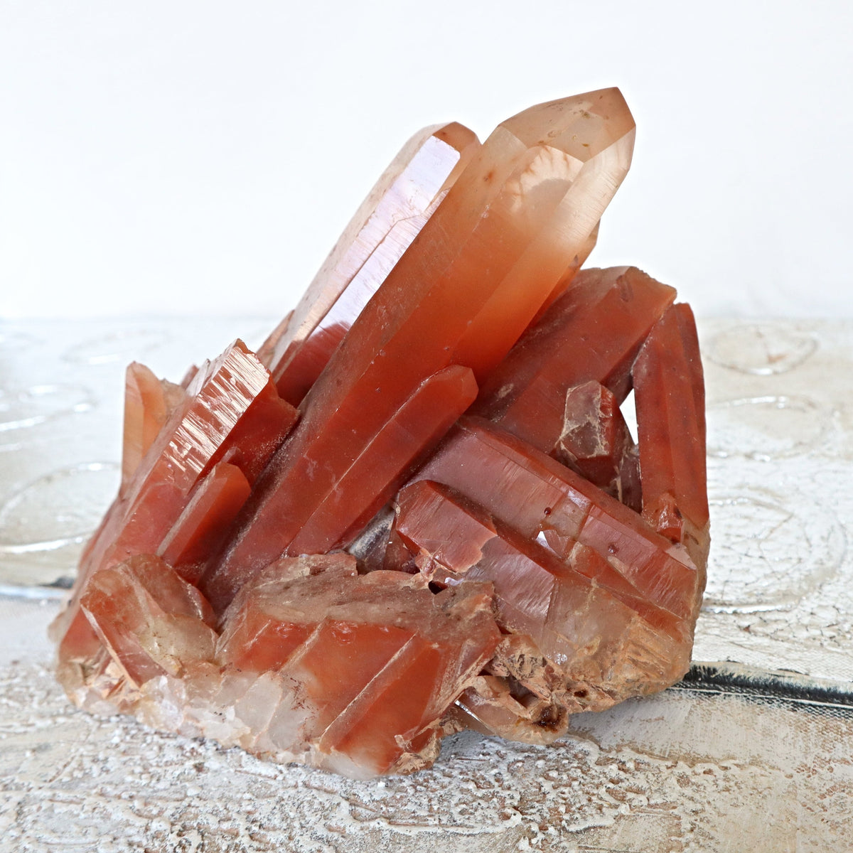 Grounding quartz home decor