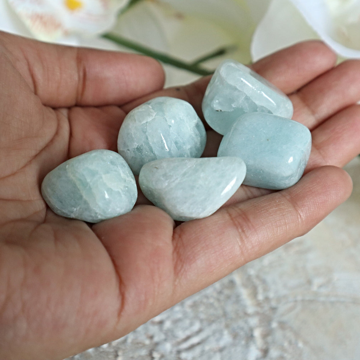 2 Stones Aquamarine Tumbled Stones 20 grams 0.7 OZ FREE US Shipping