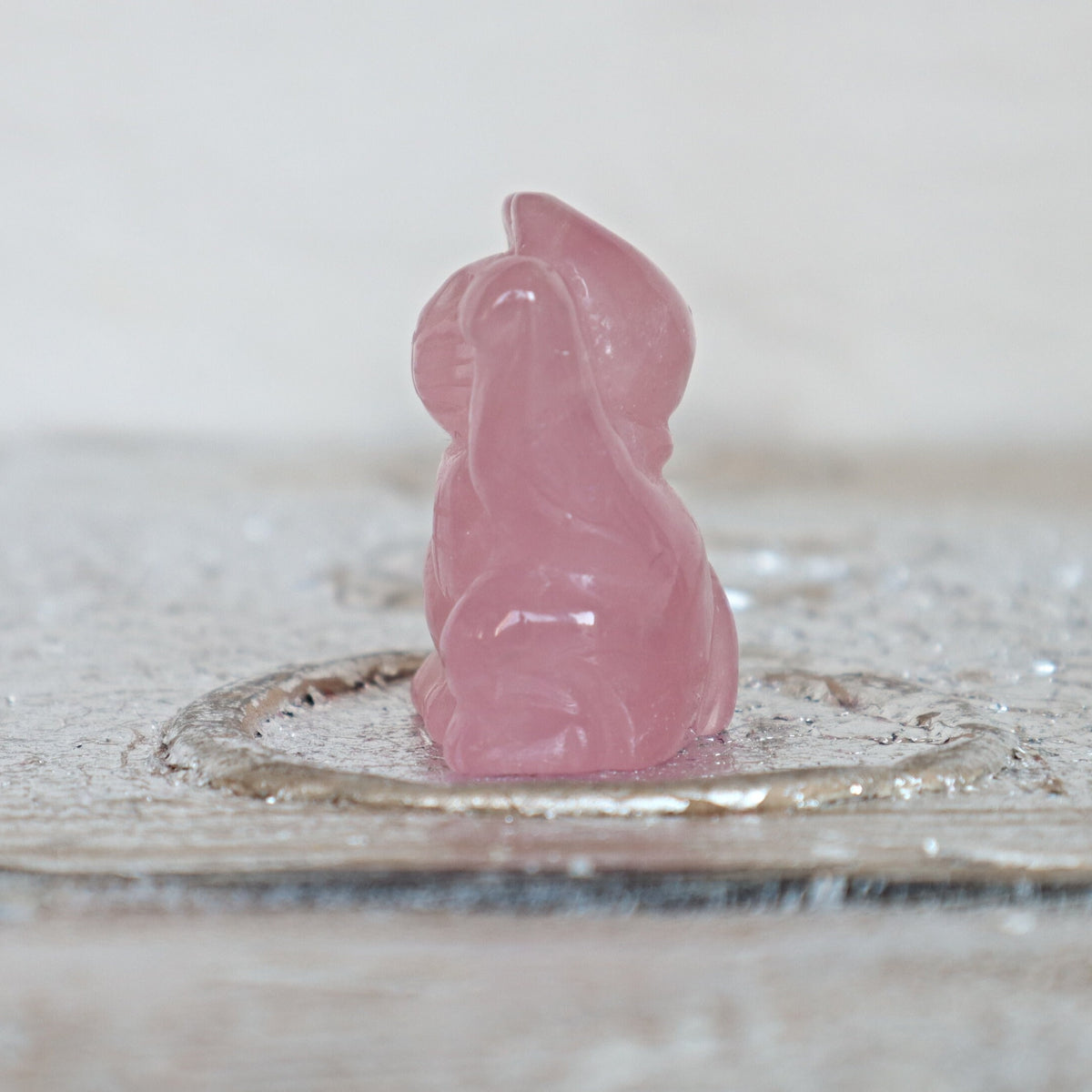 Rose Quartz Maneki Neko: Japanese Lucky Cat Home Decor (1.6 inch)