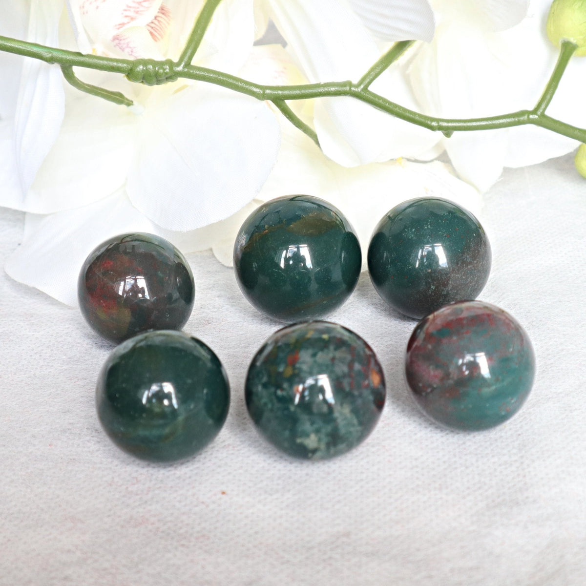 Bloodstone Sphere: Polished Heliotrope Crystal (27mm)