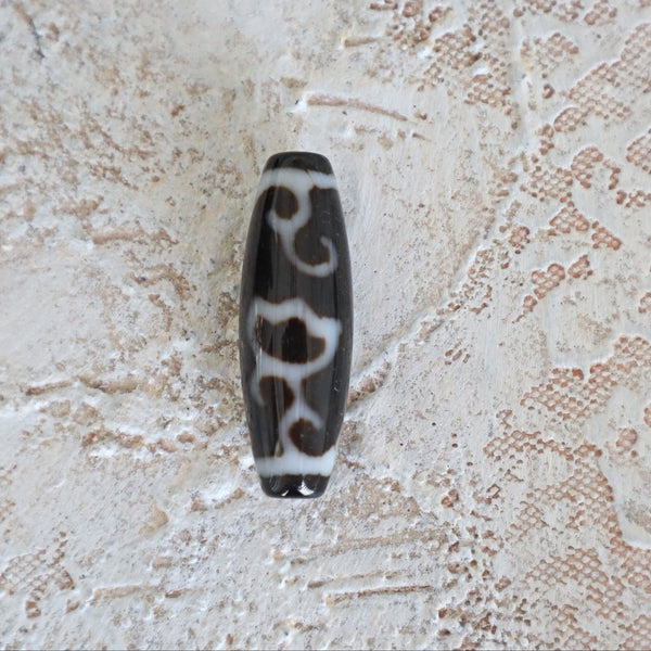 Lotus Tibetan Dzi Bead: Hand Carved Agate Stone (38mm)