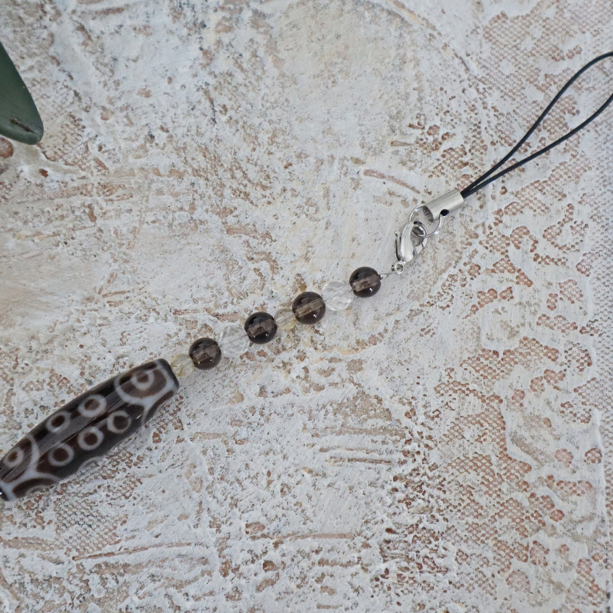 21 Eye Tibetan Dzi Agate Bead Car Charm: Quartz Crystal Accessory