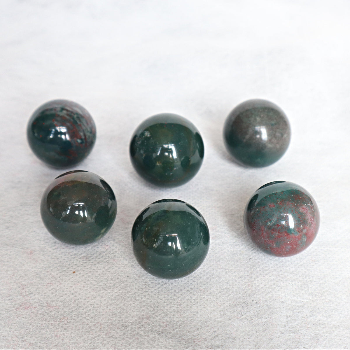 Bloodstone Sphere: Polished Heliotrope Crystal (27mm)