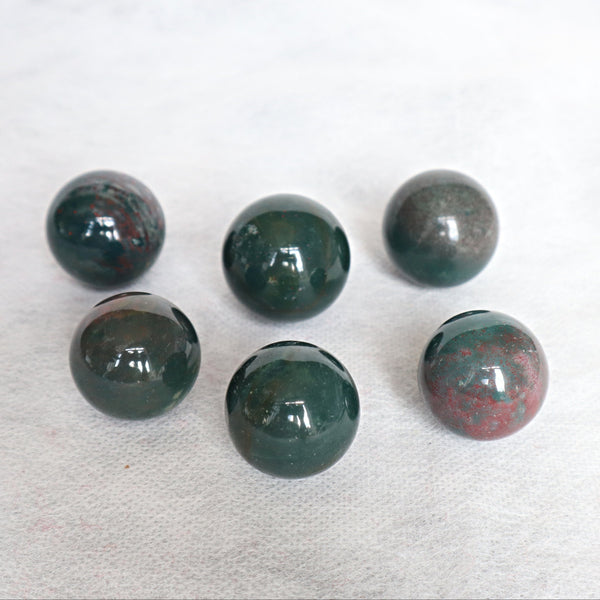 Bloodstone Sphere: Polished Heliotrope Crystal (27mm)