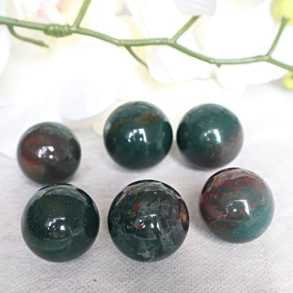 Bloodstone Sphere: Polished Heliotrope Crystal (27mm)