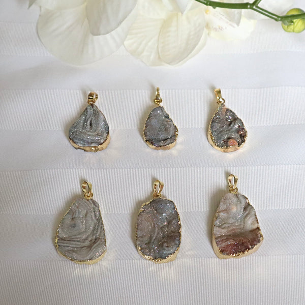 Druzy Pendant Necklace Agate Aura Galaxy for Positive Energy Stress Relief Protection