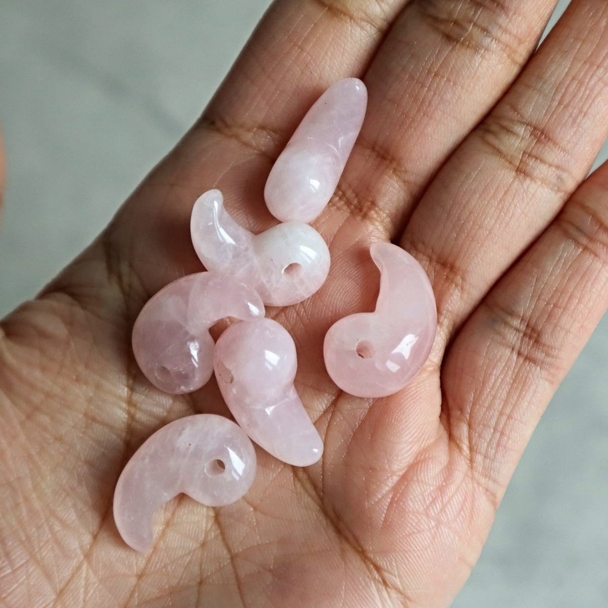 Magatama Rose Quartz , Tokonoma Display Accessory, Japanese Magatama Love symbol, Good Luck Decoration