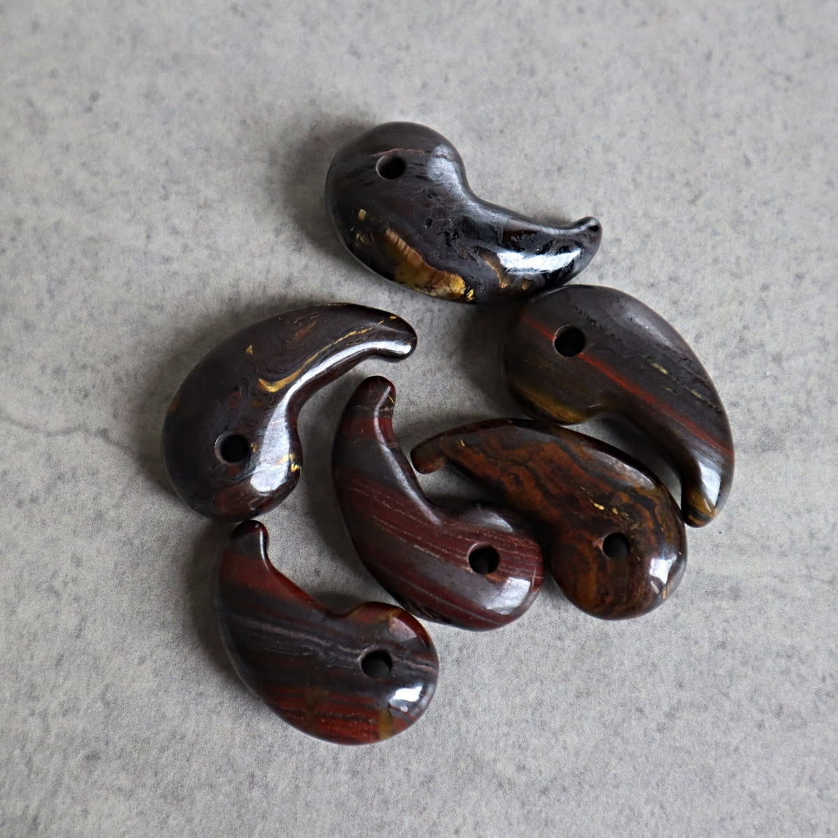 magatama protection pendant