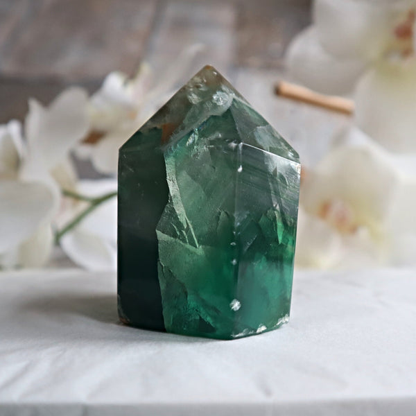 Feather Fluorite Tower Crystal for Focus, Energy Balance & Intuition, FTA