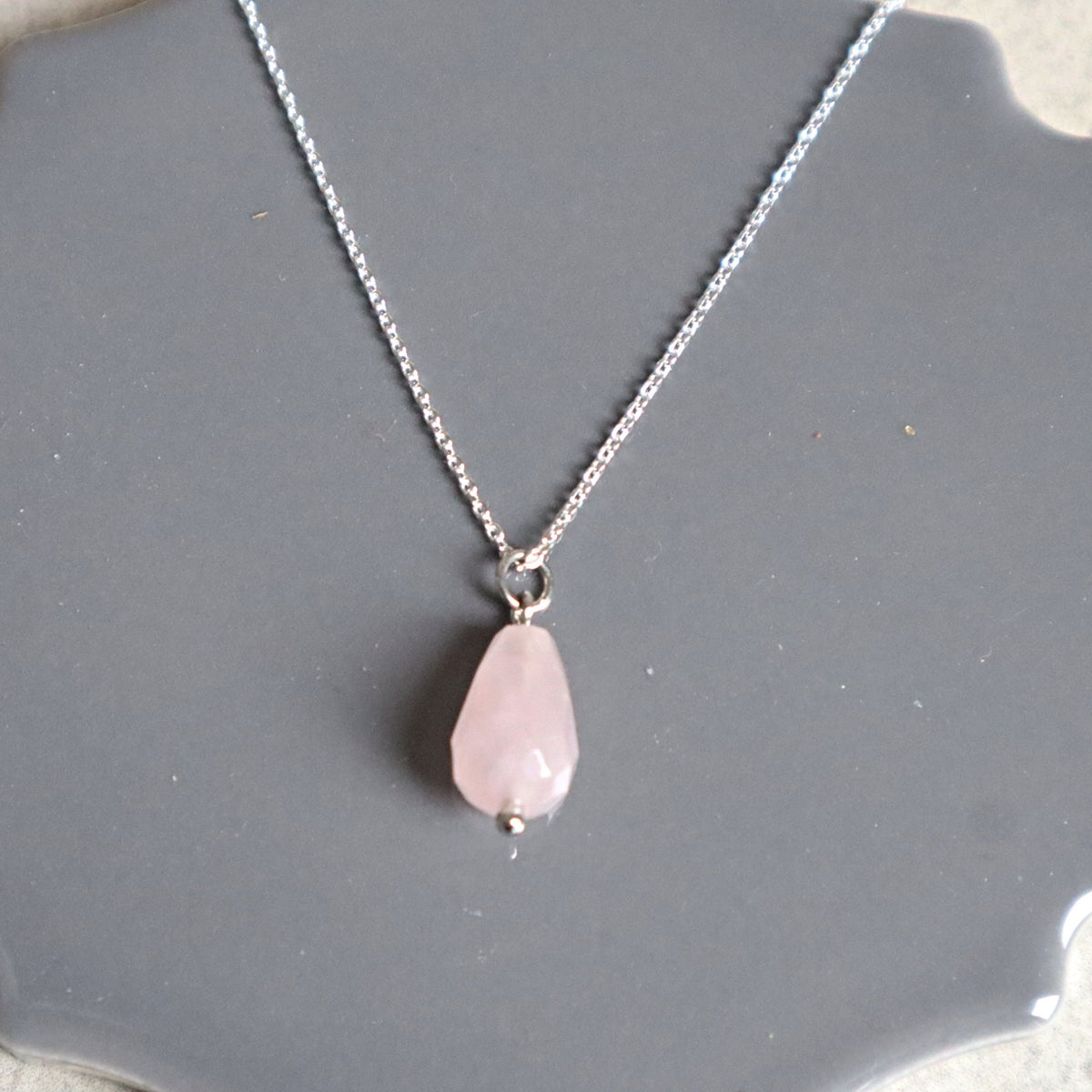 rose quartz necklace