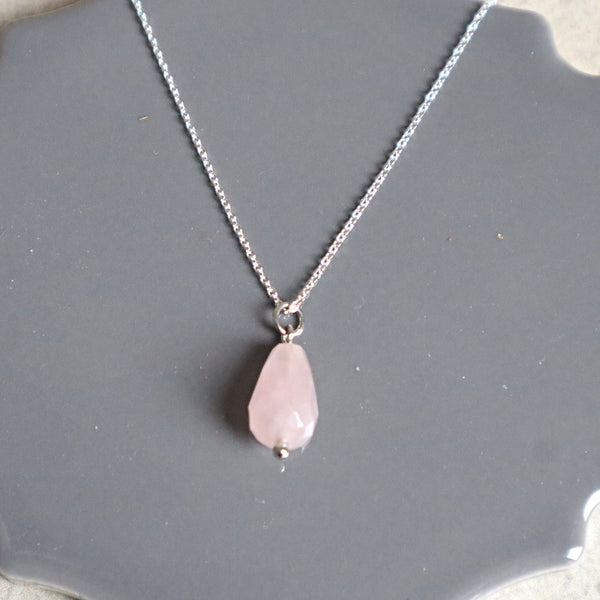 rose quartz necklace
