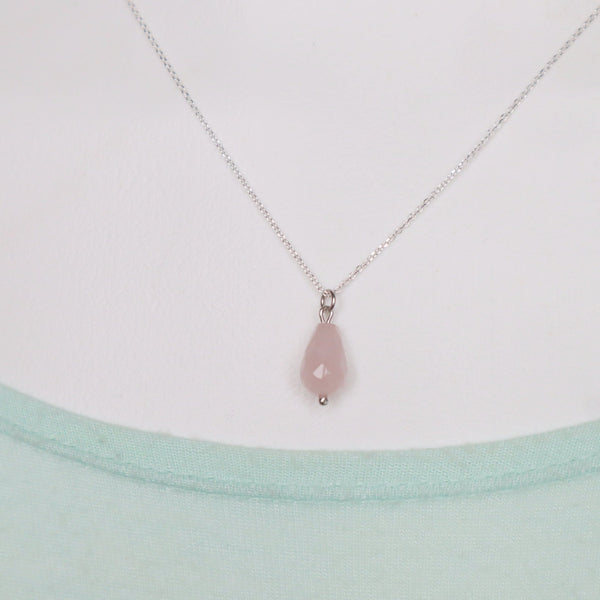 rose quartz pendant necklace