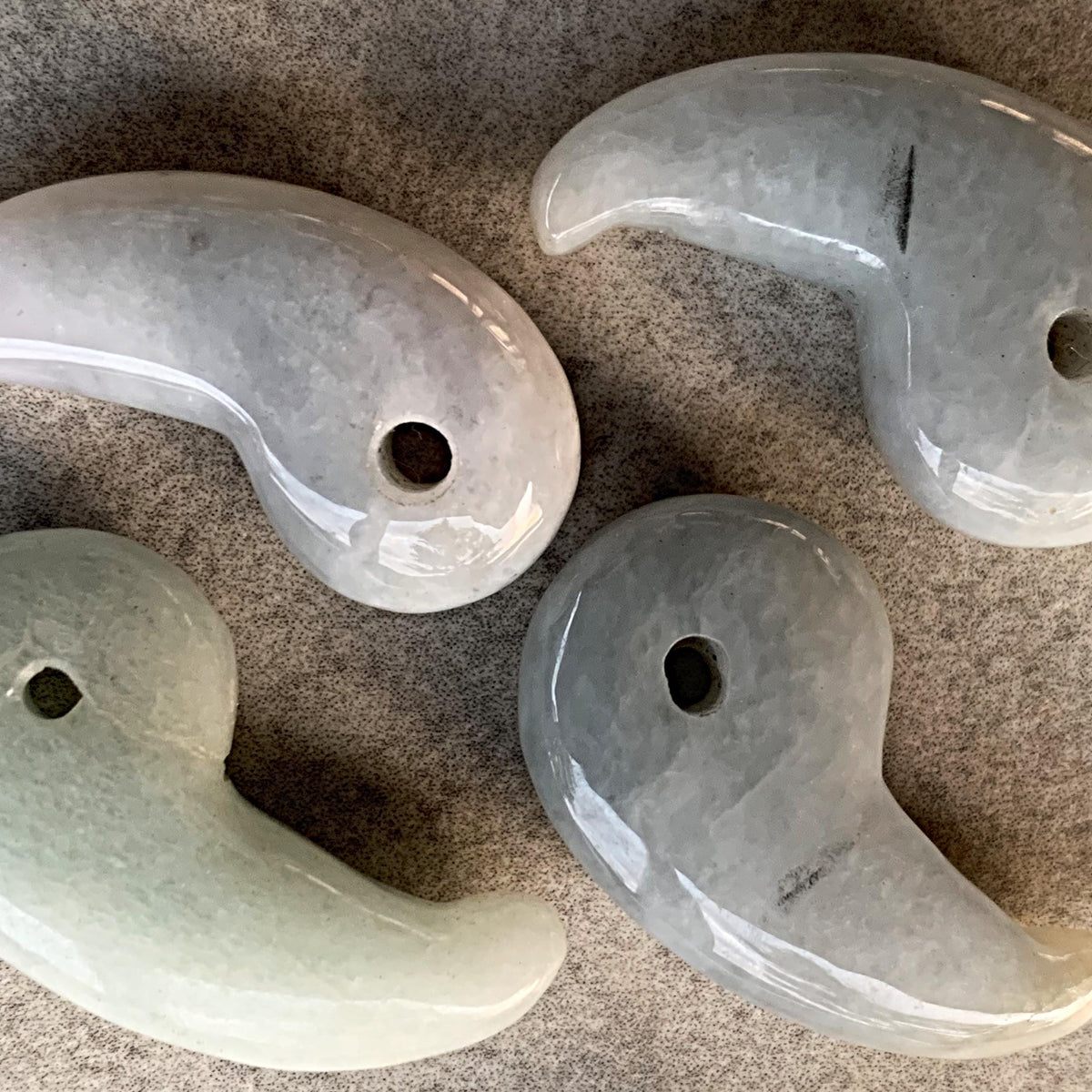 Authentic Jadeite Jade Magatama | Japanese Amulet Charm for Protection & Energy | 本翡翠 勾玉 Hon Hisui Magatama