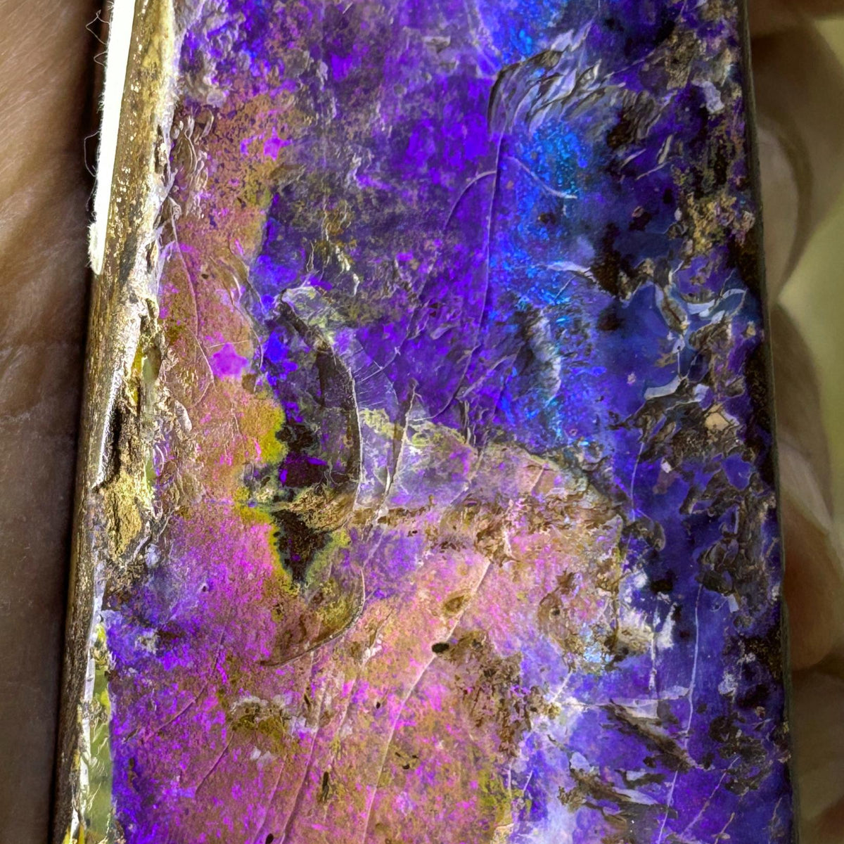 Boulder opal gemstone for home décor
