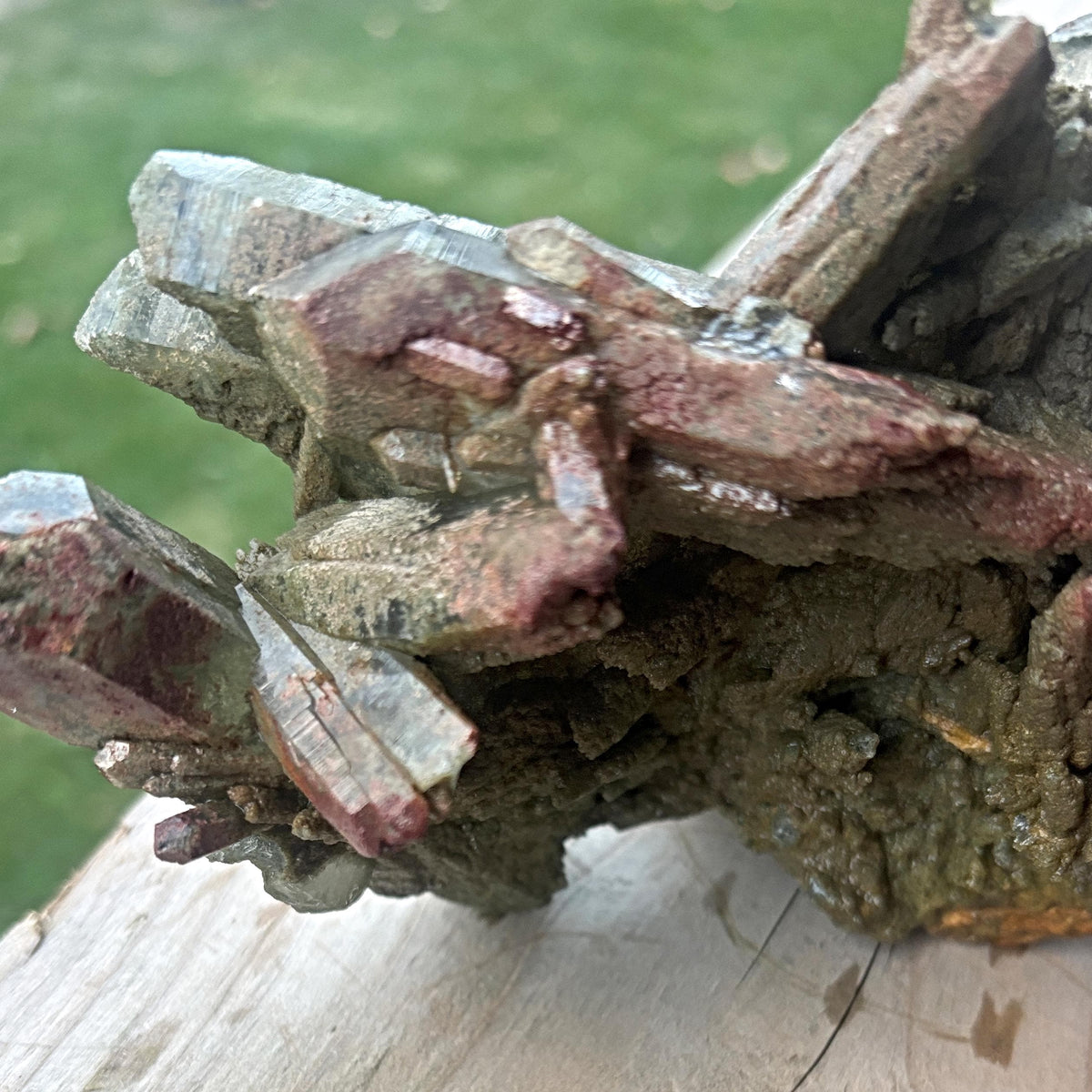 natural mineral specimen quartz