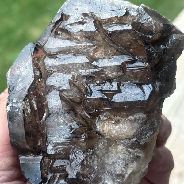 grounding healing stone decor