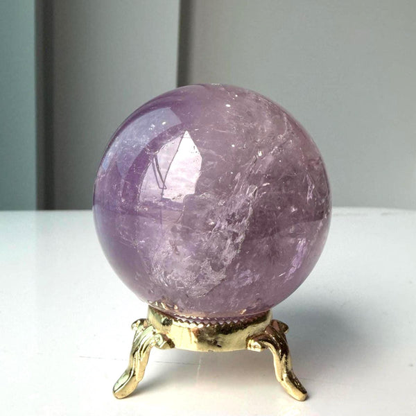 Healing amethyst sphere for meditation