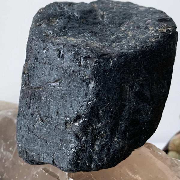 Black Tourmaline Raw Chunk Schorl EMF Shield Protection Mineral Rock , VKc3