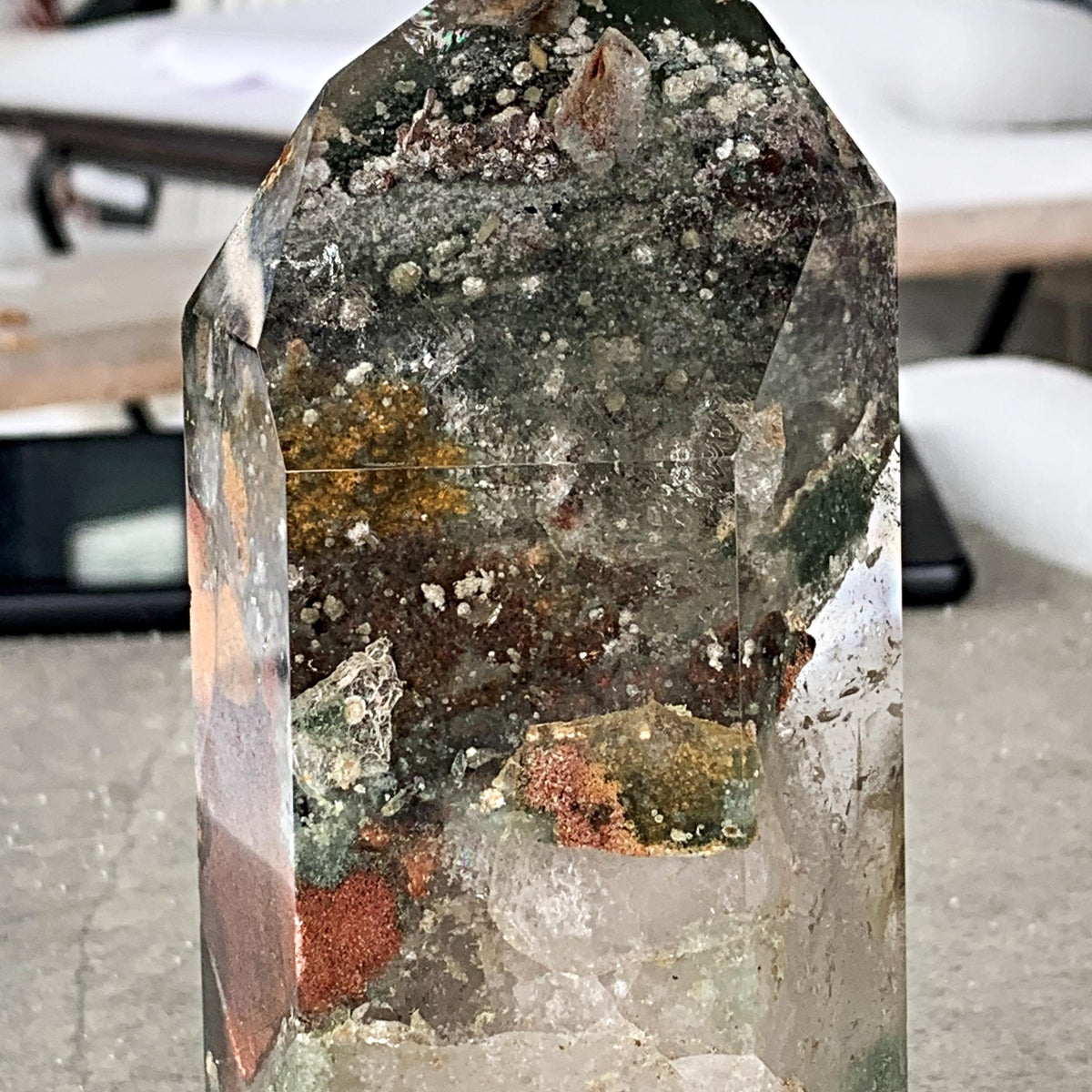 large quartz point