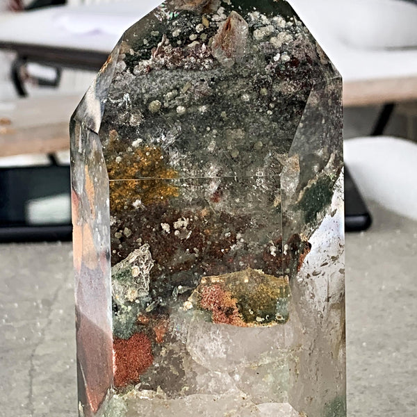 large quartz point