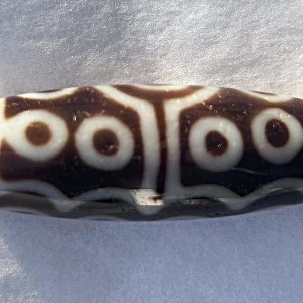 Ancient style Tibetan protection bead