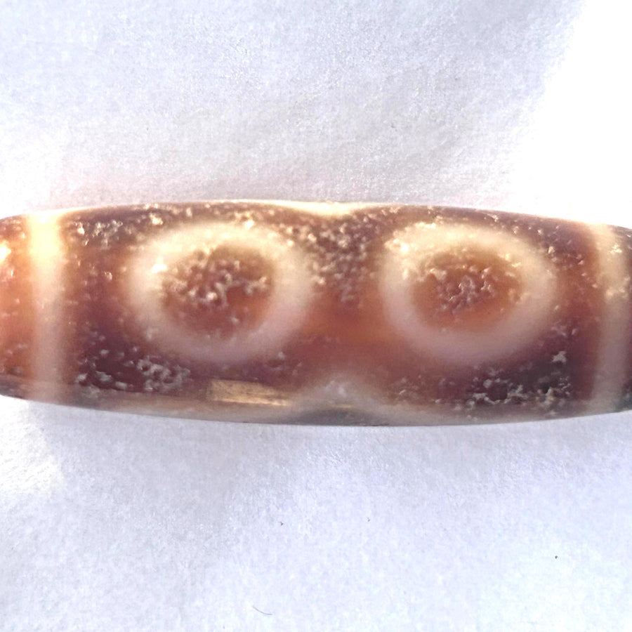 Rare 3 eye Tibetan dzi bead agate