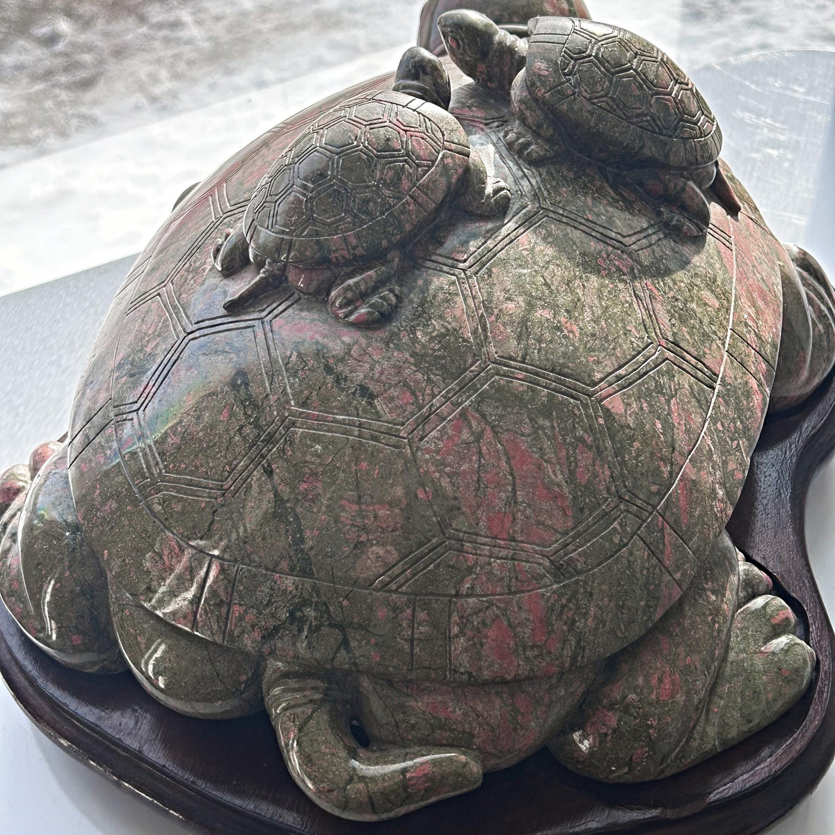Luxury mineral turtle decor