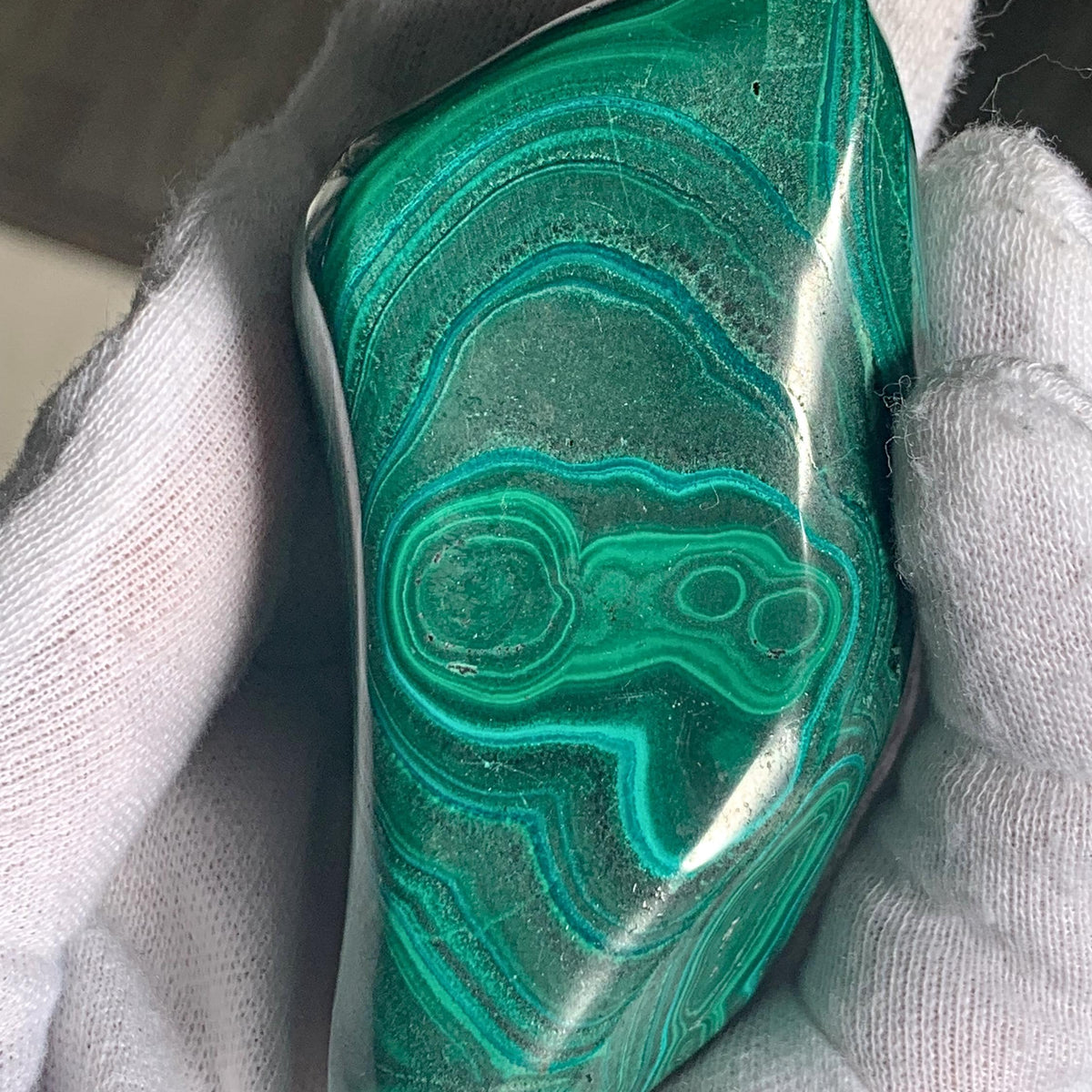 Natural green malachite crystal decor for meditation spaces and bohemian home styling.