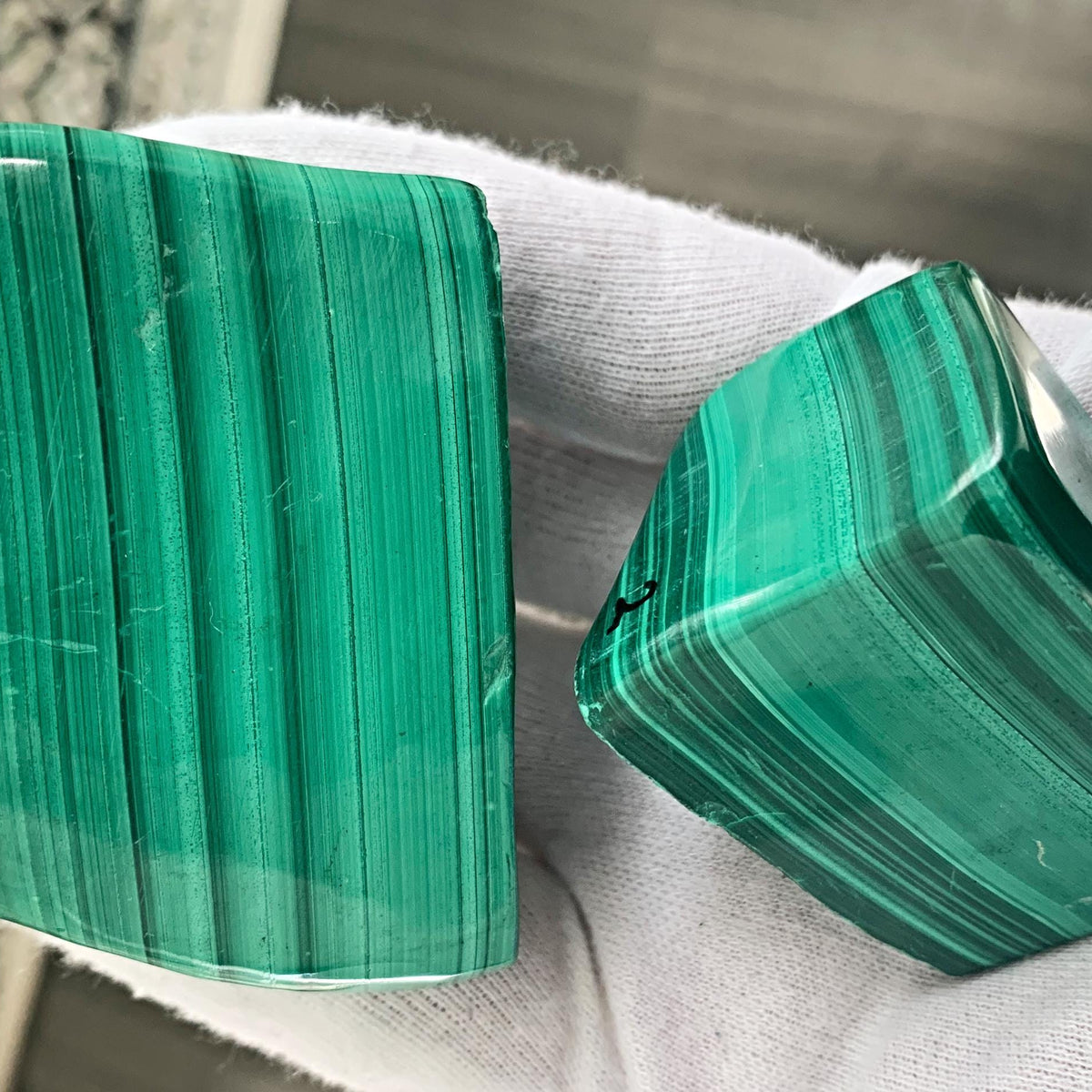 Banded malachite polished freeform