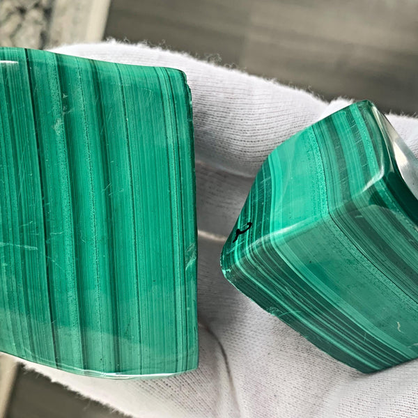 Banded malachite polished freeform