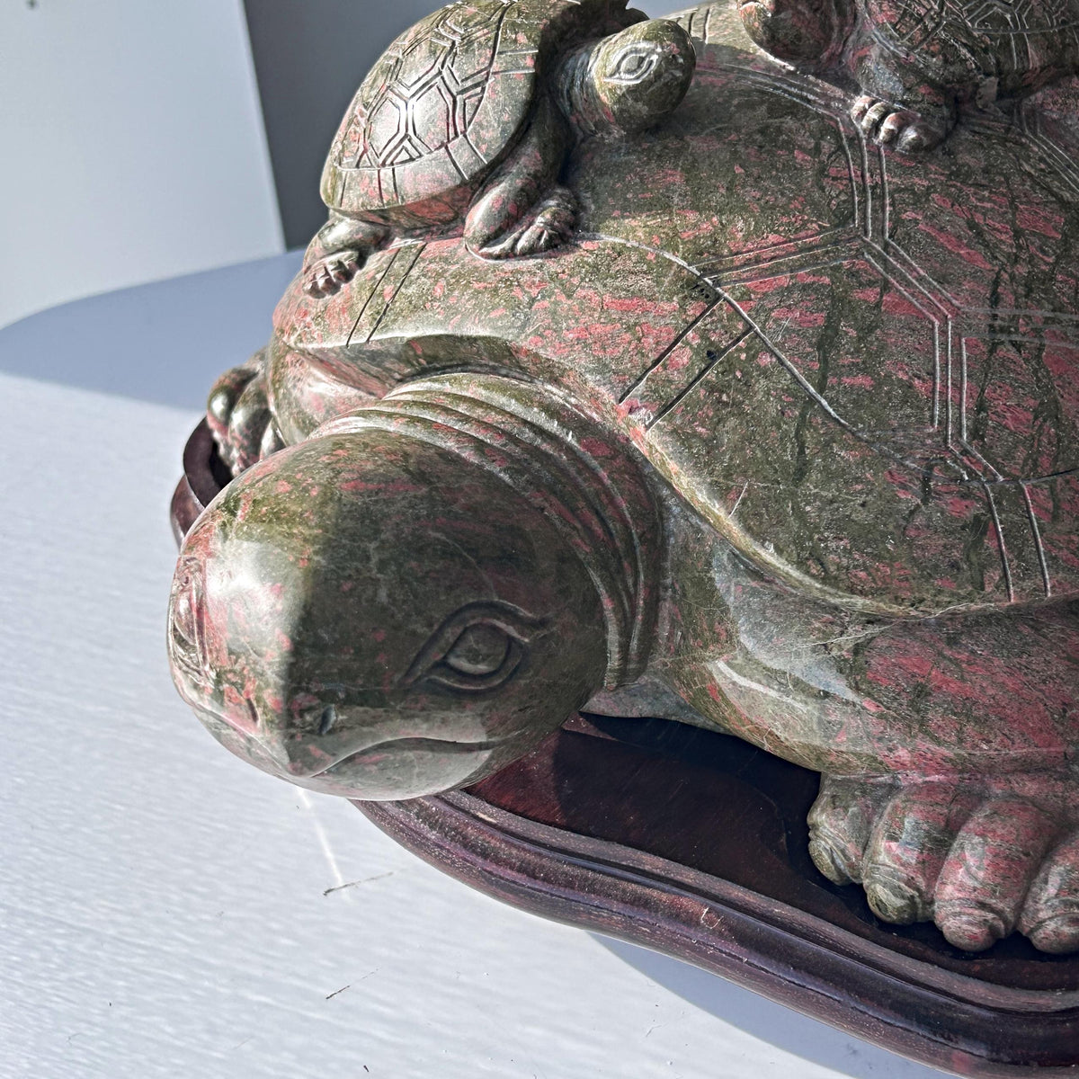 Luxury mineral turtle decor