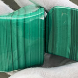 Natural malachite with concentric lines