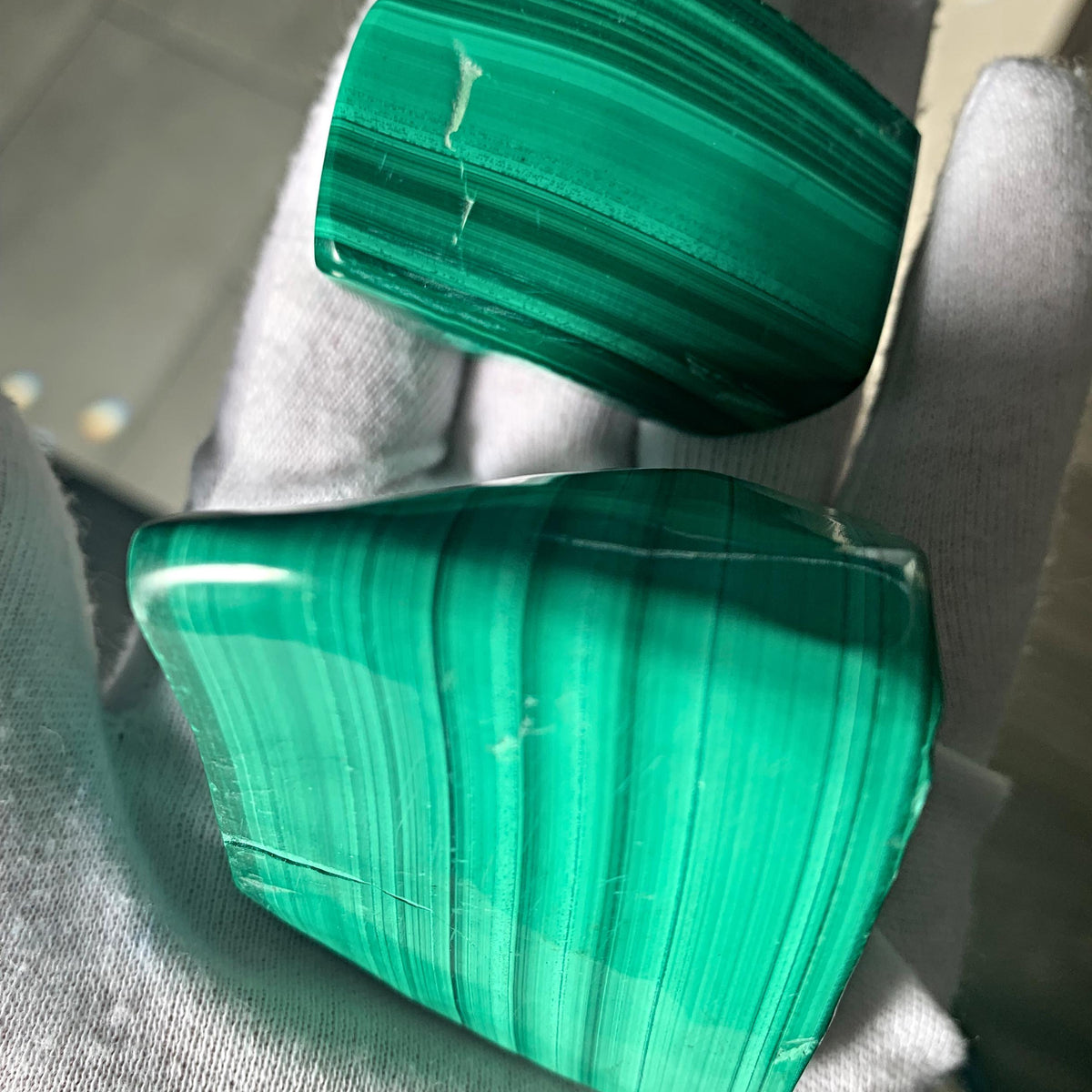 Green malachite collector stone