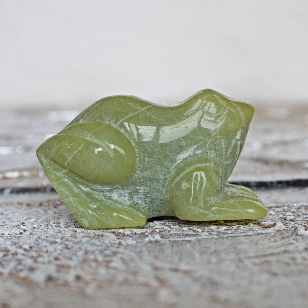 green serpentine frog sculpture polished stone