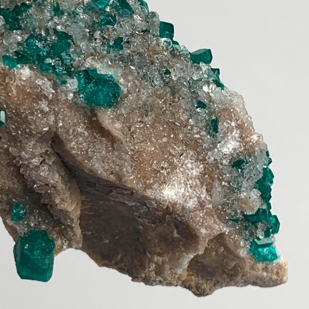 natural copper mineral dioptase crystal formation