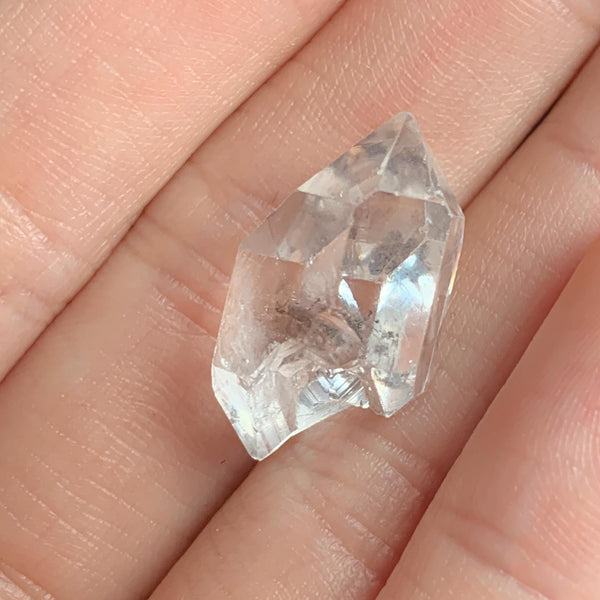 clear herkimer diamond raw quartz 3g size