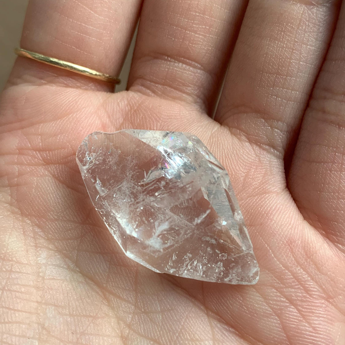 medium clarity quartz thin point crystal