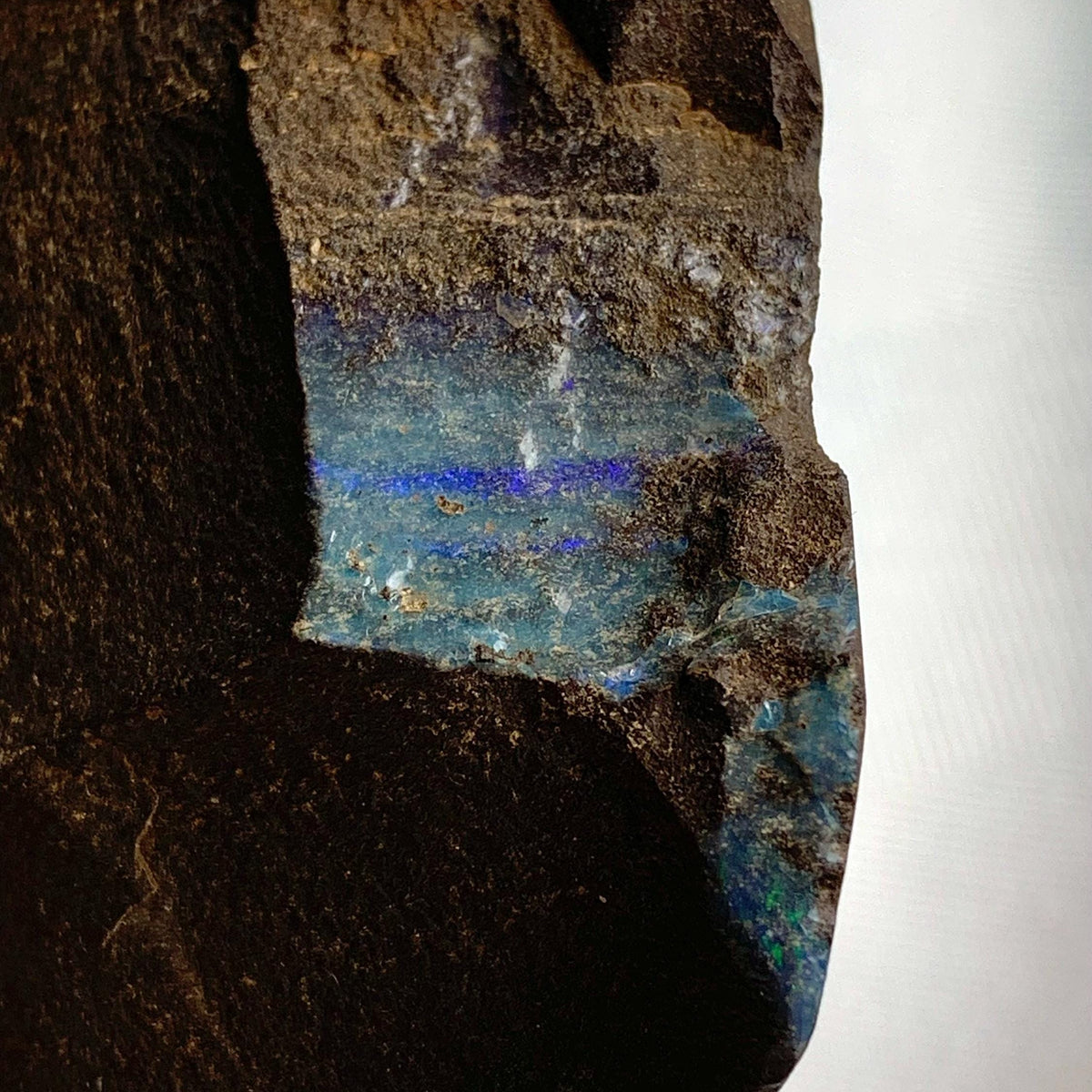 Natural raw Australian opal stone