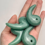 crystal pendant in Green aventurine a traditional magatama shape