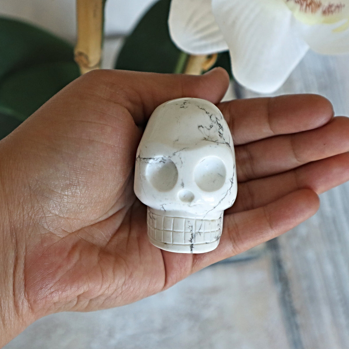 Skull Decor White Howlite Crystal Skull Carving 2.2 inches, Gothic Home Decor, Gemstone Skull Figurine