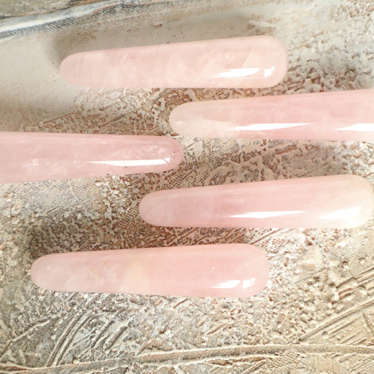Rose Quartz Massage Wand, Stress relief Crystal, Calming Stone Crystal Gift, Love Stone, Mental and Emotional Wellness Reflexology Gift
