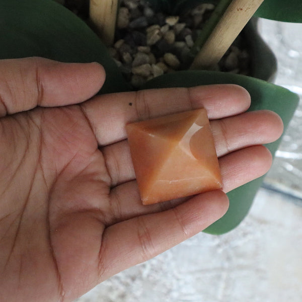 Red Aventurine Pyramid 35mm tall 30mm wide, Pyramid for Meditation, healing, energy, room decor