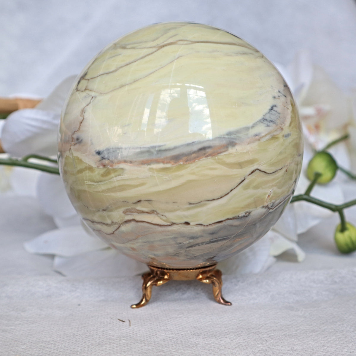 Butter Jade Sphere 96 mm